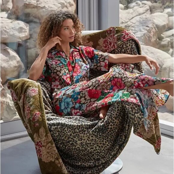 Johnny Was Vintage Rose Cozy Blanket-NEW - Picture 4 of 5